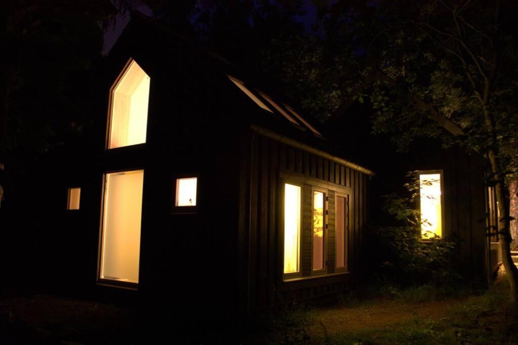 Oak Cottage Near Ronne & Beach Экстерьер фото