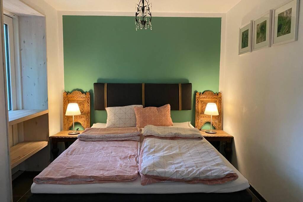 Oak Cottage Near Ronne & Beach Экстерьер фото